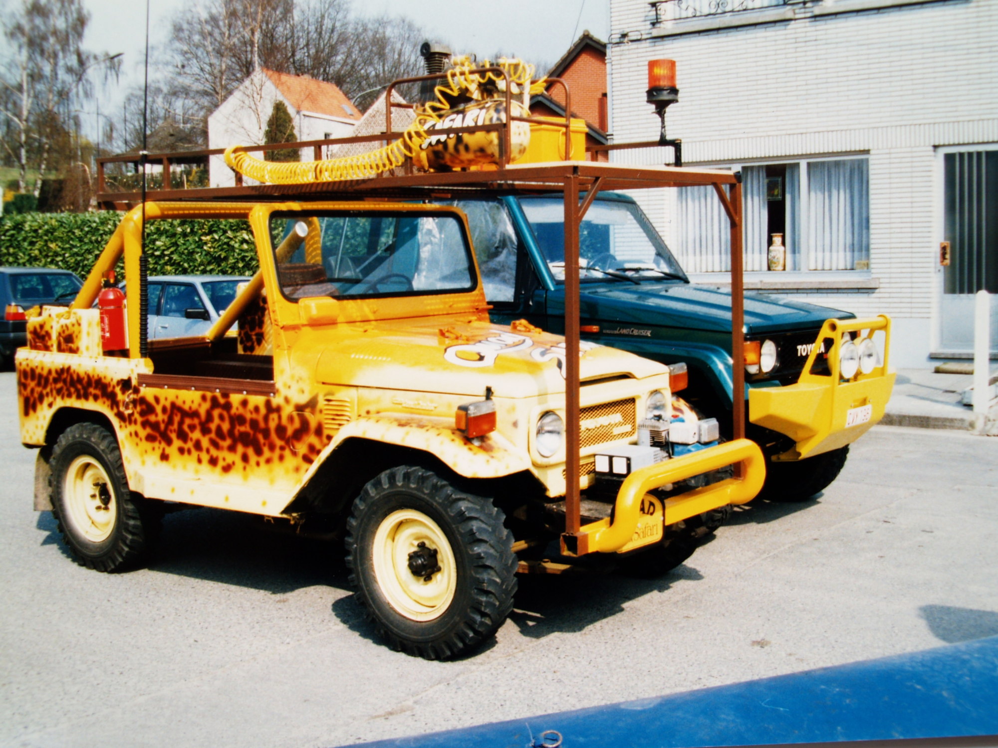 OLYMPUS DIGITAL CAMERA