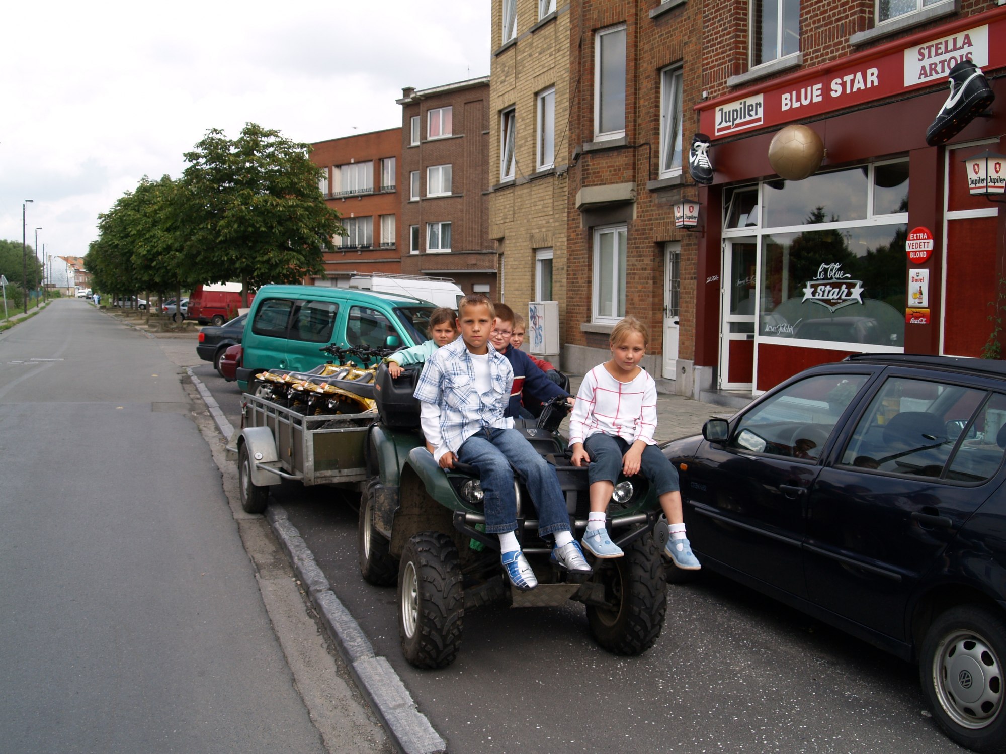 OLYMPUS DIGITAL CAMERA