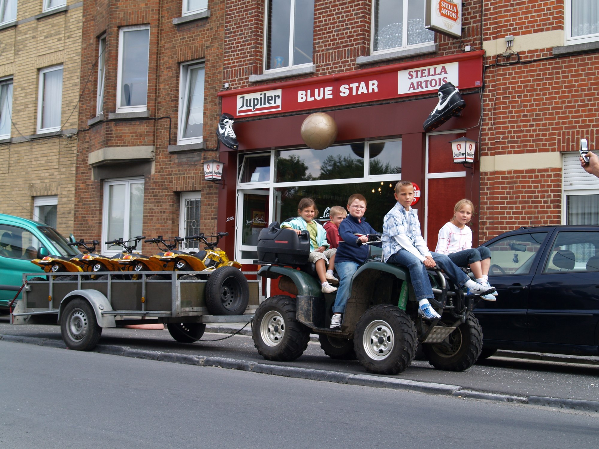 OLYMPUS DIGITAL CAMERA