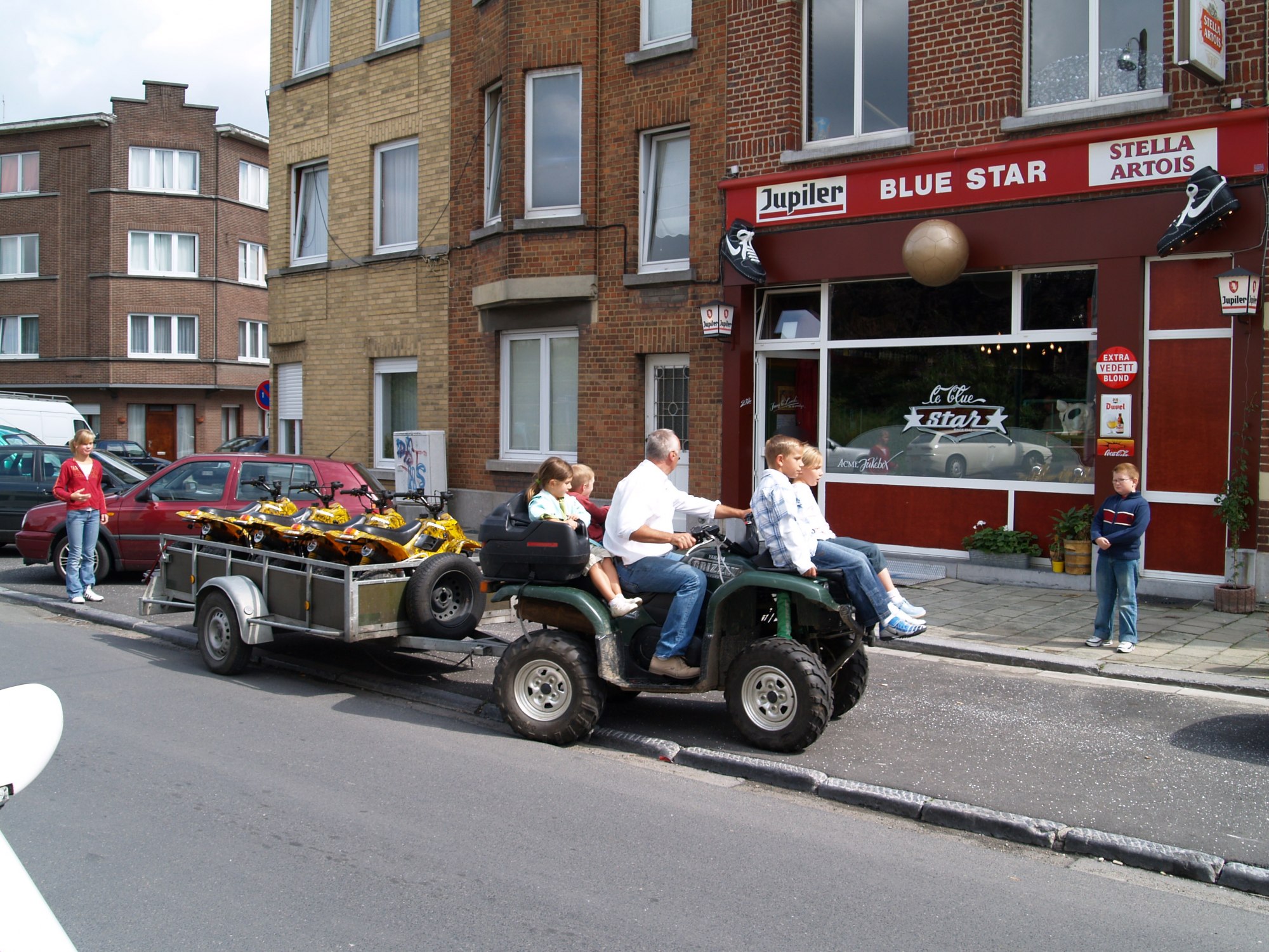 OLYMPUS DIGITAL CAMERA