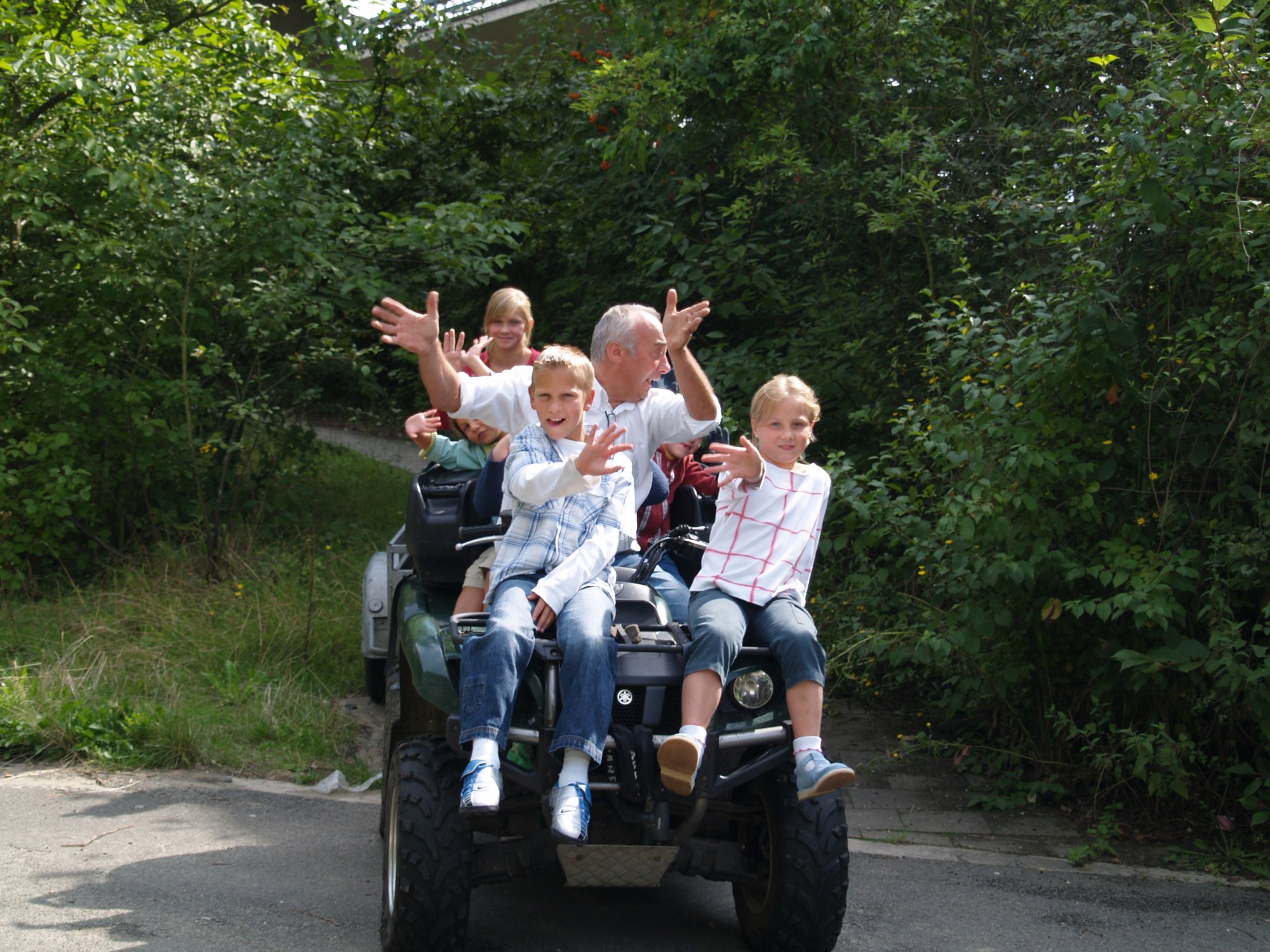 OLYMPUS DIGITAL CAMERA